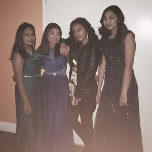 Meet your Posher, Fariba